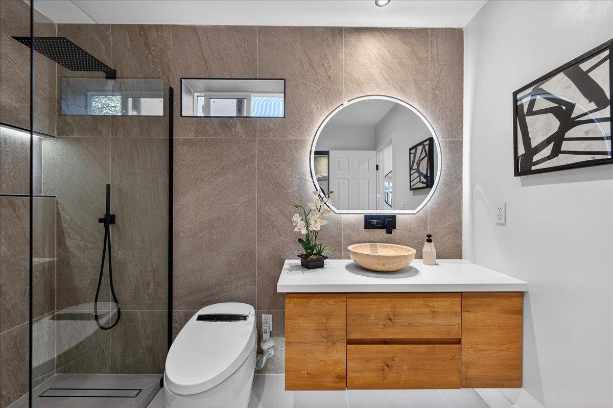 Detail Gallery Image 30 of 97 For 3512 Pleasant Crest Dr, San Jose,  CA 95148 - 5 Beds | 4 Baths