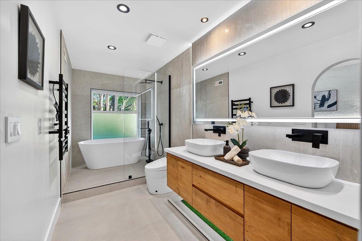 Detail Gallery Image 45 of 97 For 3512 Pleasant Crest Dr, San Jose,  CA 95148 - 5 Beds | 4 Baths