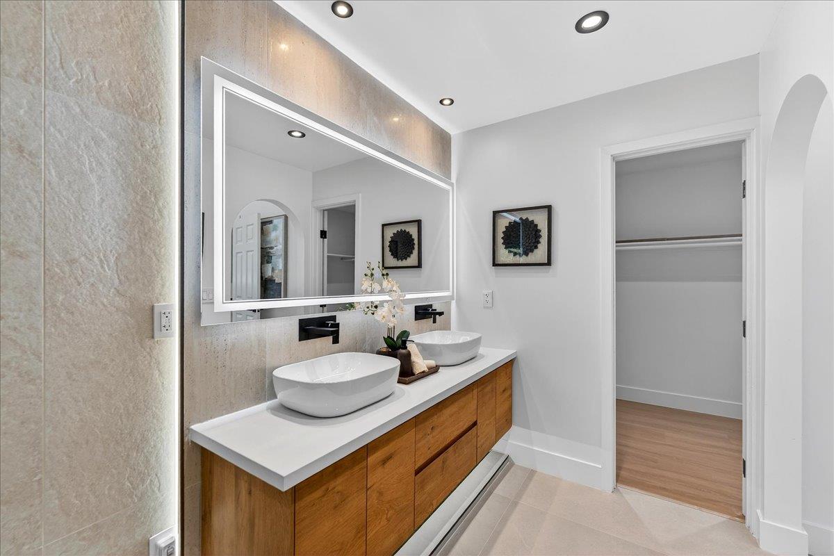 Detail Gallery Image 46 of 97 For 3512 Pleasant Crest Dr, San Jose,  CA 95148 - 5 Beds | 4 Baths