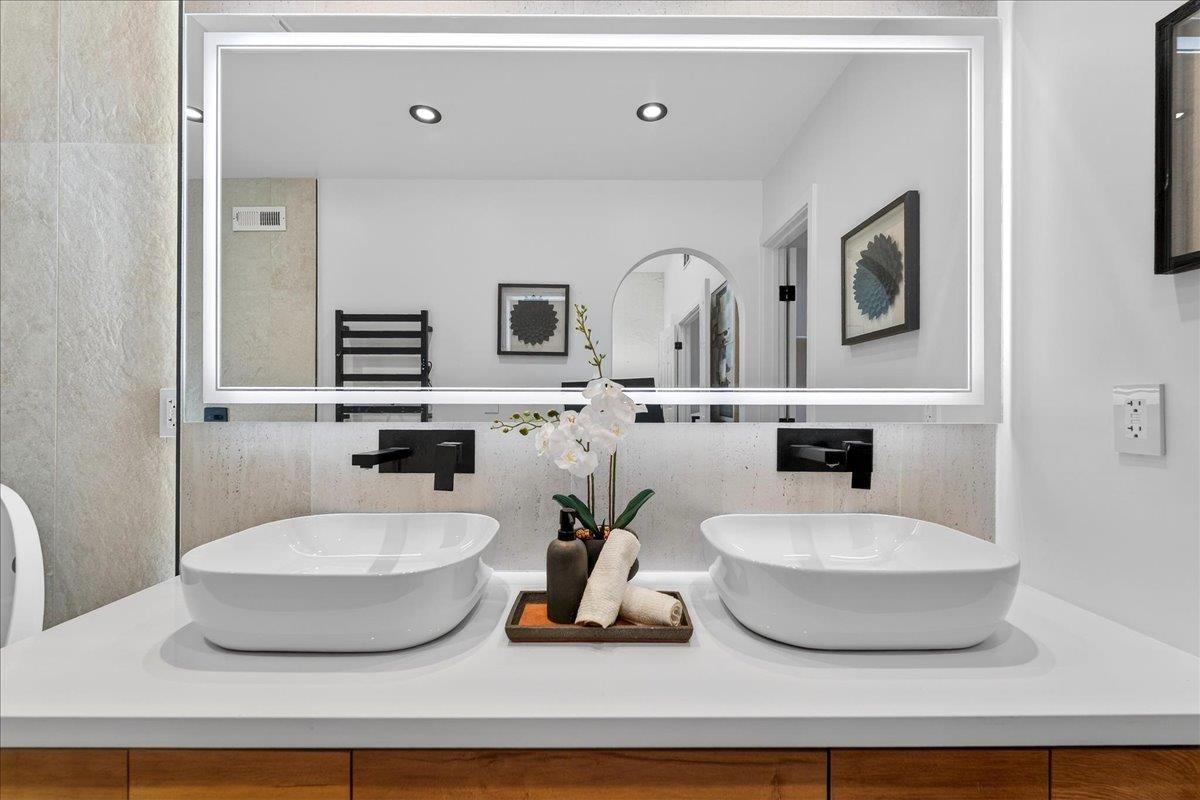 Detail Gallery Image 48 of 97 For 3512 Pleasant Crest Dr, San Jose,  CA 95148 - 5 Beds | 4 Baths