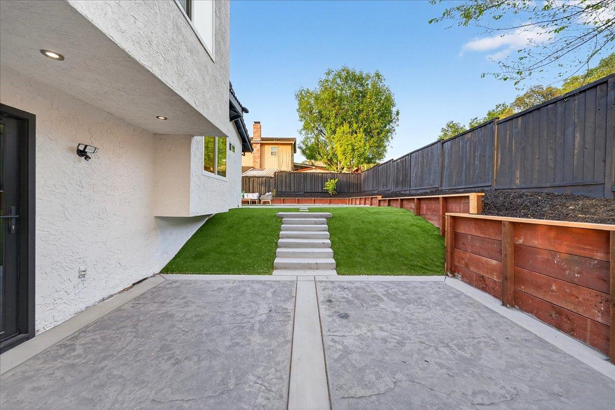 Detail Gallery Image 60 of 97 For 3512 Pleasant Crest Dr, San Jose,  CA 95148 - 5 Beds | 4 Baths