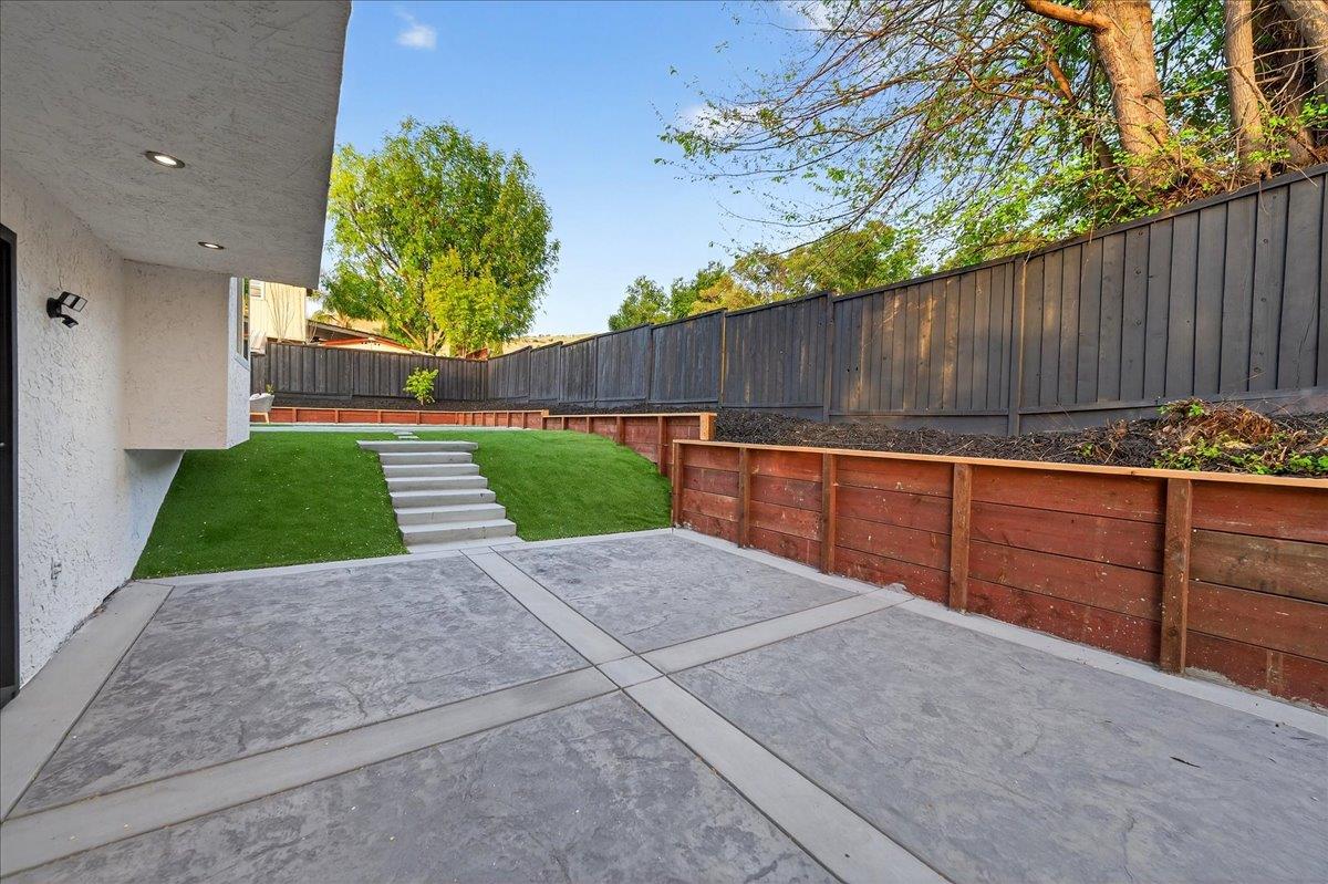 Detail Gallery Image 62 of 97 For 3512 Pleasant Crest Dr, San Jose,  CA 95148 - 5 Beds | 4 Baths