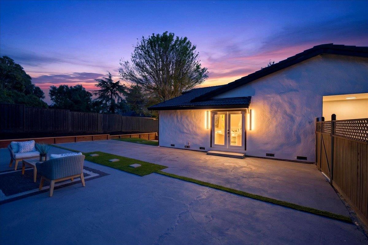 Detail Gallery Image 89 of 97 For 3512 Pleasant Crest Dr, San Jose,  CA 95148 - 5 Beds | 4 Baths