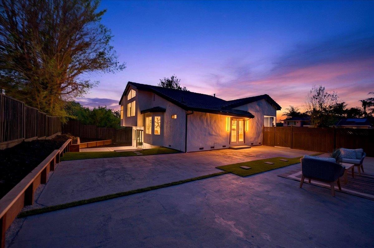 Detail Gallery Image 90 of 97 For 3512 Pleasant Crest Dr, San Jose,  CA 95148 - 5 Beds | 4 Baths