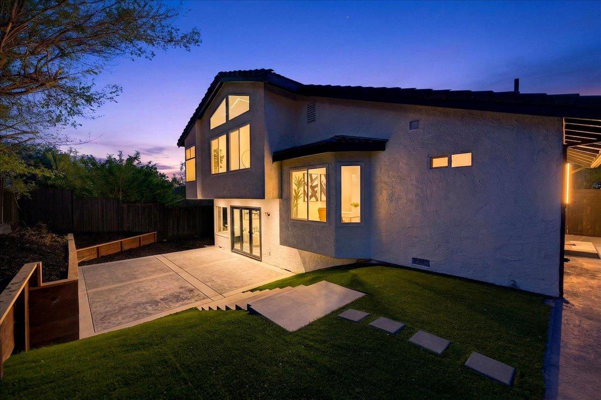 Detail Gallery Image 91 of 97 For 3512 Pleasant Crest Dr, San Jose,  CA 95148 - 5 Beds | 4 Baths