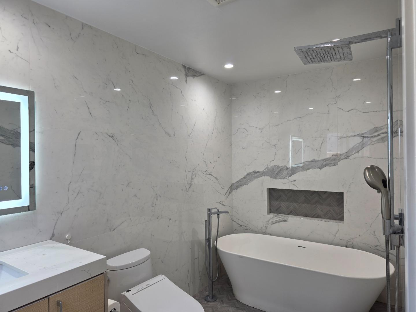Front Image Thumbnail for ML82041068