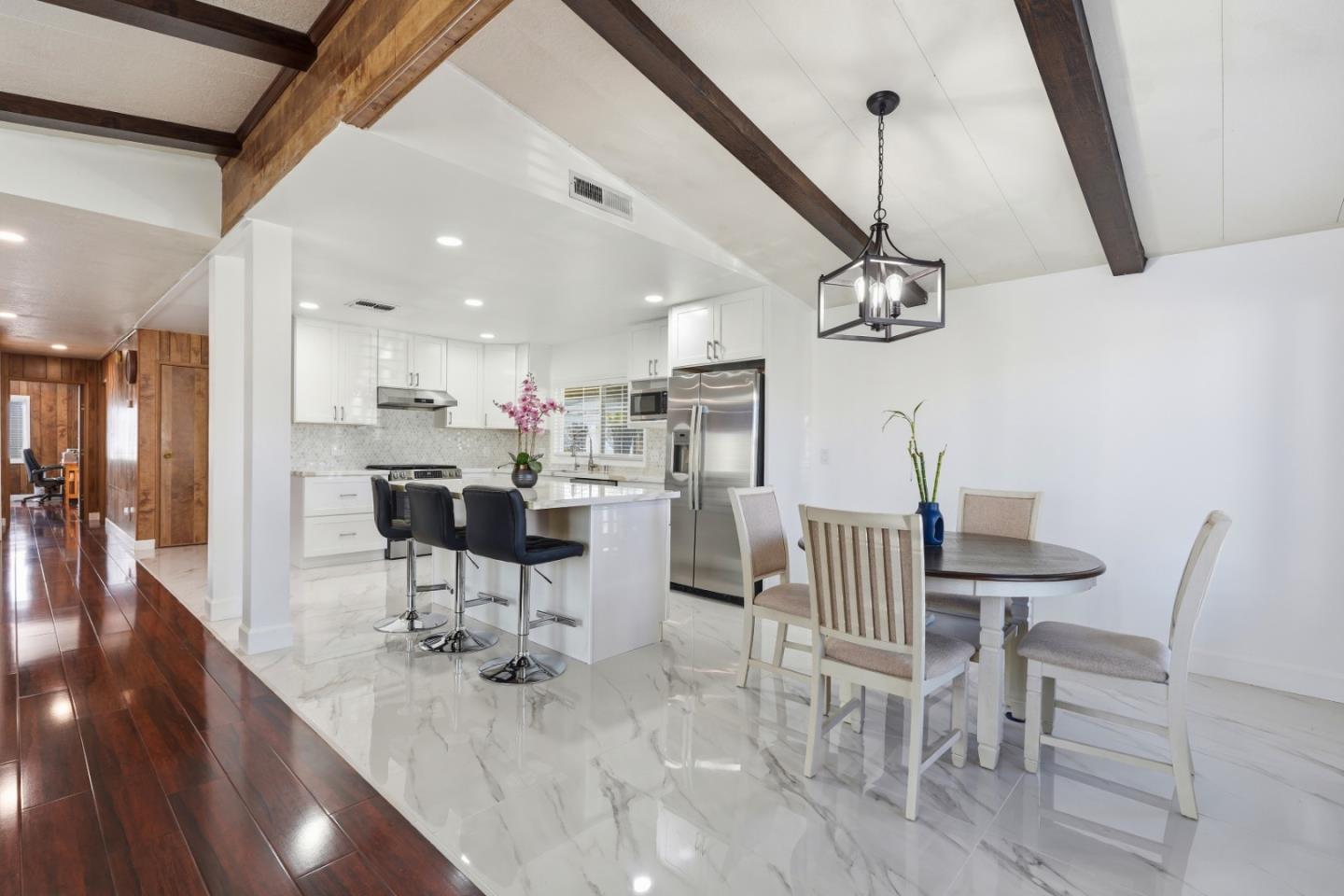 Detail Gallery Image 10 of 25 For 403 Chateau La Salle #403,  San Jose,  CA 95111 - 2 Beds | 2 Baths