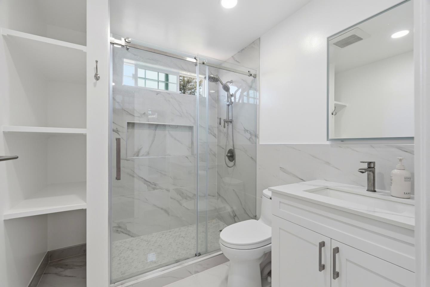 Detail Gallery Image 18 of 25 For 403 Chateau La Salle #403,  San Jose,  CA 95111 - 2 Beds | 2 Baths