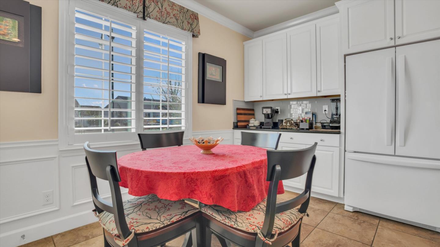 Detail Gallery Image 10 of 40 For 1467 Chestnut Hill Dr, Manteca,  CA 95336 - 3 Beds | 2 Baths