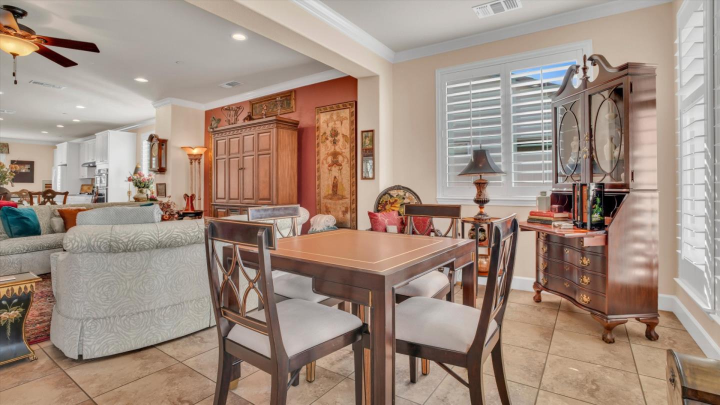 Detail Gallery Image 14 of 40 For 1467 Chestnut Hill Dr, Manteca,  CA 95336 - 3 Beds | 2 Baths