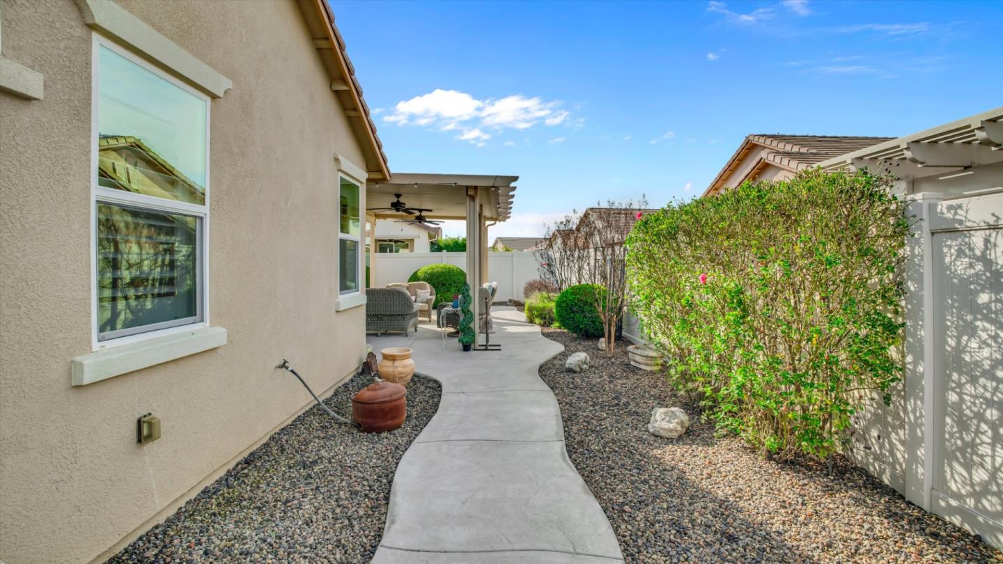 Detail Gallery Image 26 of 40 For 1467 Chestnut Hill Dr, Manteca,  CA 95336 - 3 Beds | 2 Baths