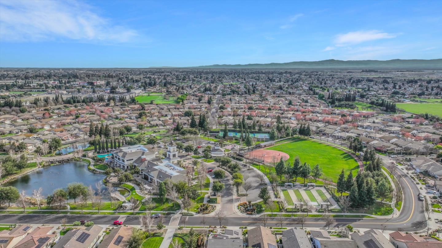 Detail Gallery Image 39 of 40 For 1467 Chestnut Hill Dr, Manteca,  CA 95336 - 3 Beds | 2 Baths