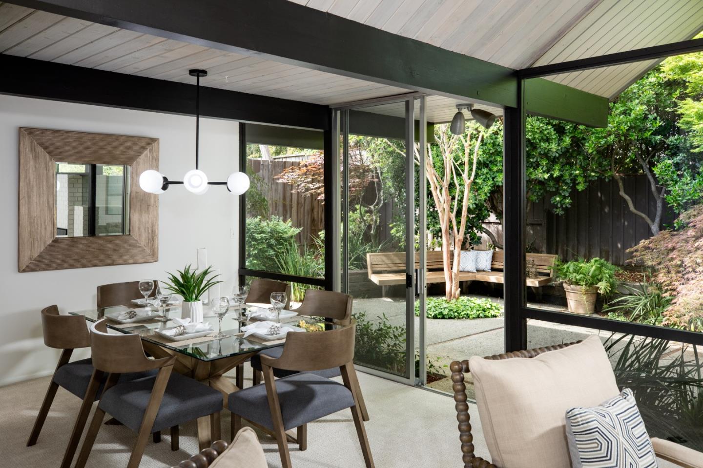 Detail Gallery Image 13 of 42 For 1487 Chukar Ct, Sunnyvale,  CA 94087 - 4 Beds | 2 Baths