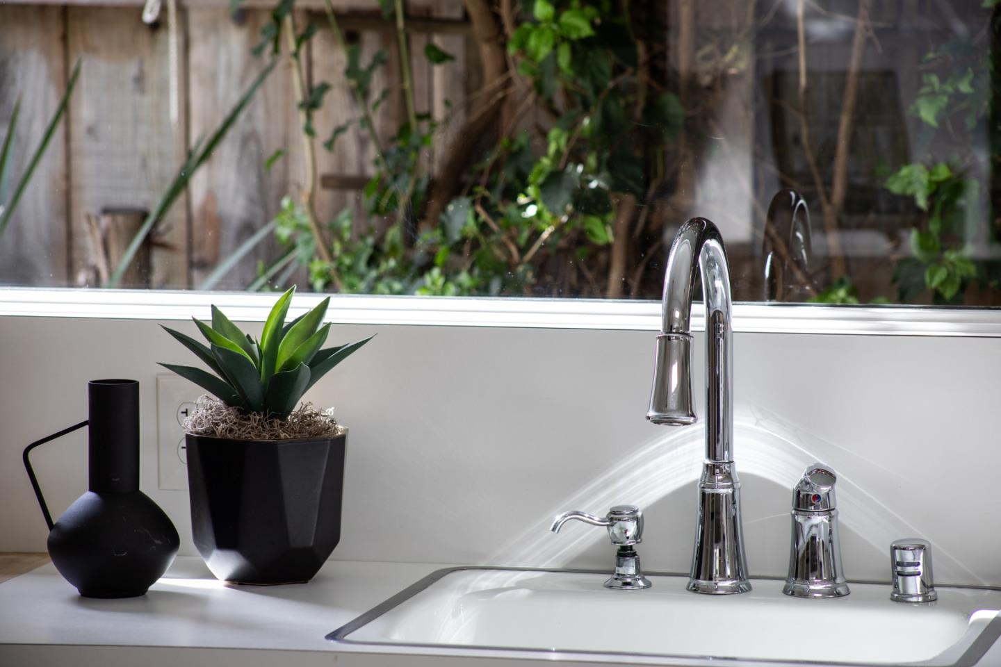 Detail Gallery Image 20 of 42 For 1487 Chukar Ct, Sunnyvale,  CA 94087 - 4 Beds | 2 Baths