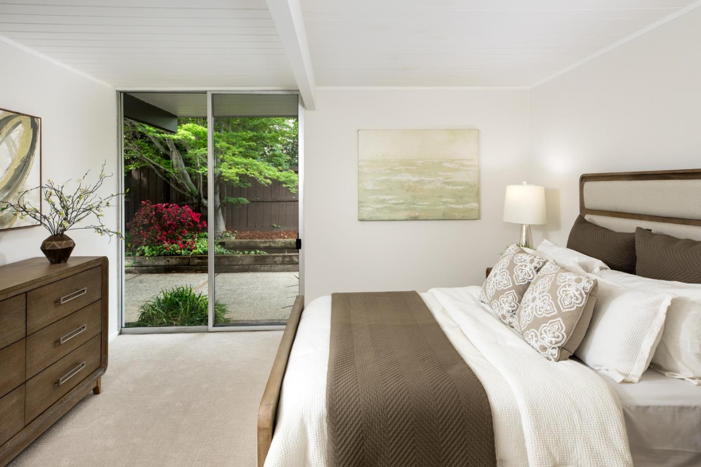 Detail Gallery Image 23 of 42 For 1487 Chukar Ct, Sunnyvale,  CA 94087 - 4 Beds | 2 Baths