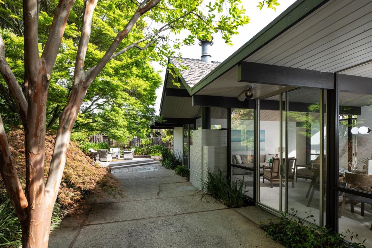 Detail Gallery Image 37 of 42 For 1487 Chukar Ct, Sunnyvale,  CA 94087 - 4 Beds | 2 Baths