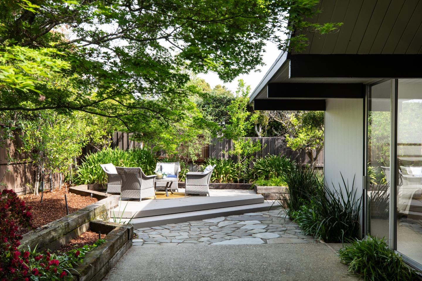 Detail Gallery Image 38 of 42 For 1487 Chukar Ct, Sunnyvale,  CA 94087 - 4 Beds | 2 Baths