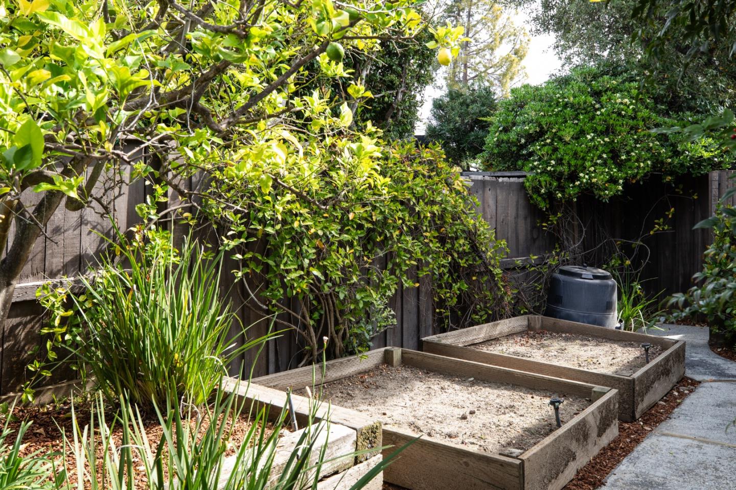 Detail Gallery Image 42 of 42 For 1487 Chukar Ct, Sunnyvale,  CA 94087 - 4 Beds | 2 Baths