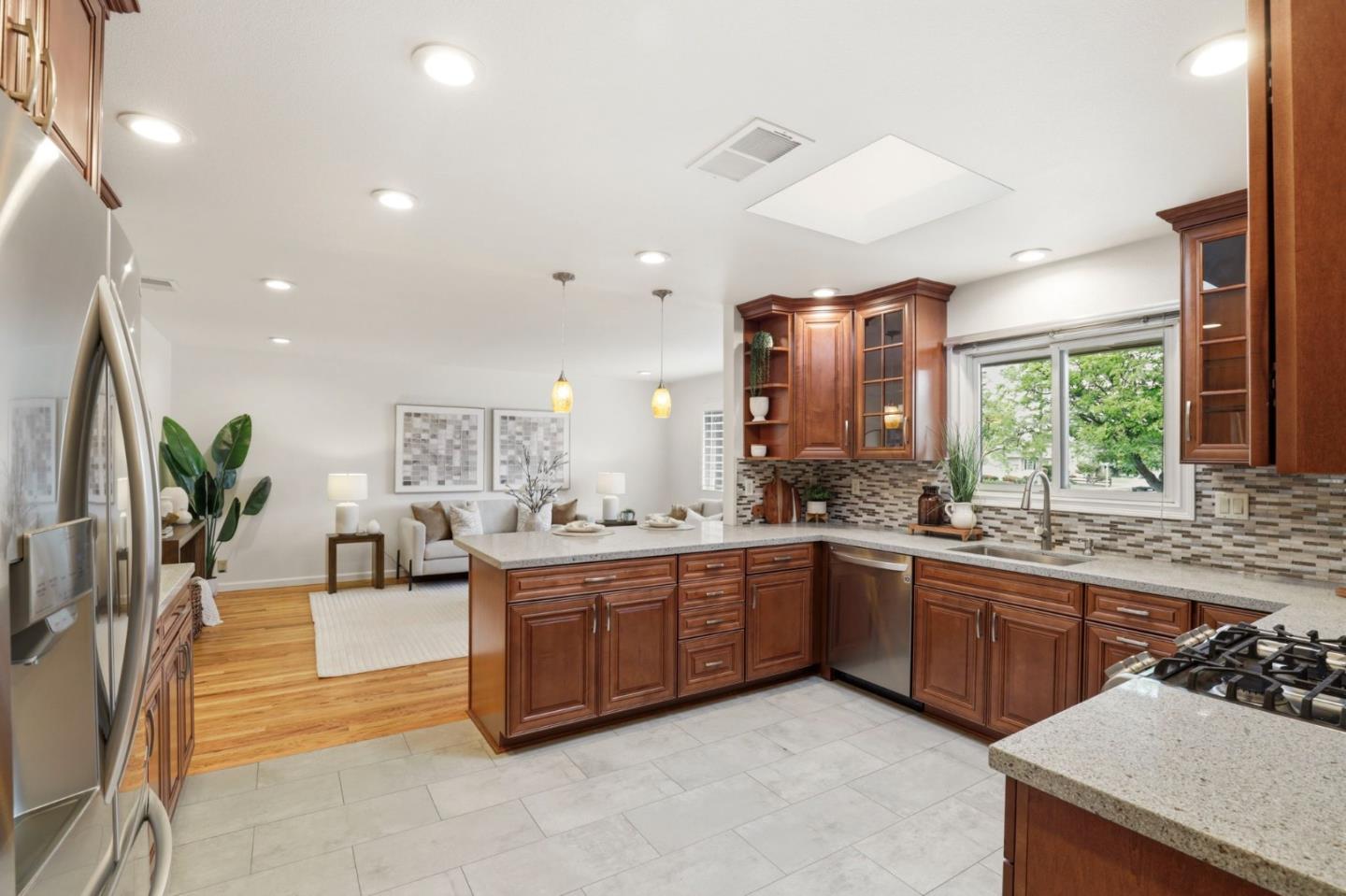 Detail Gallery Image 14 of 56 For 38333 Corrigan Ct, Fremont,  CA 94536 - 3 Beds | 2 Baths