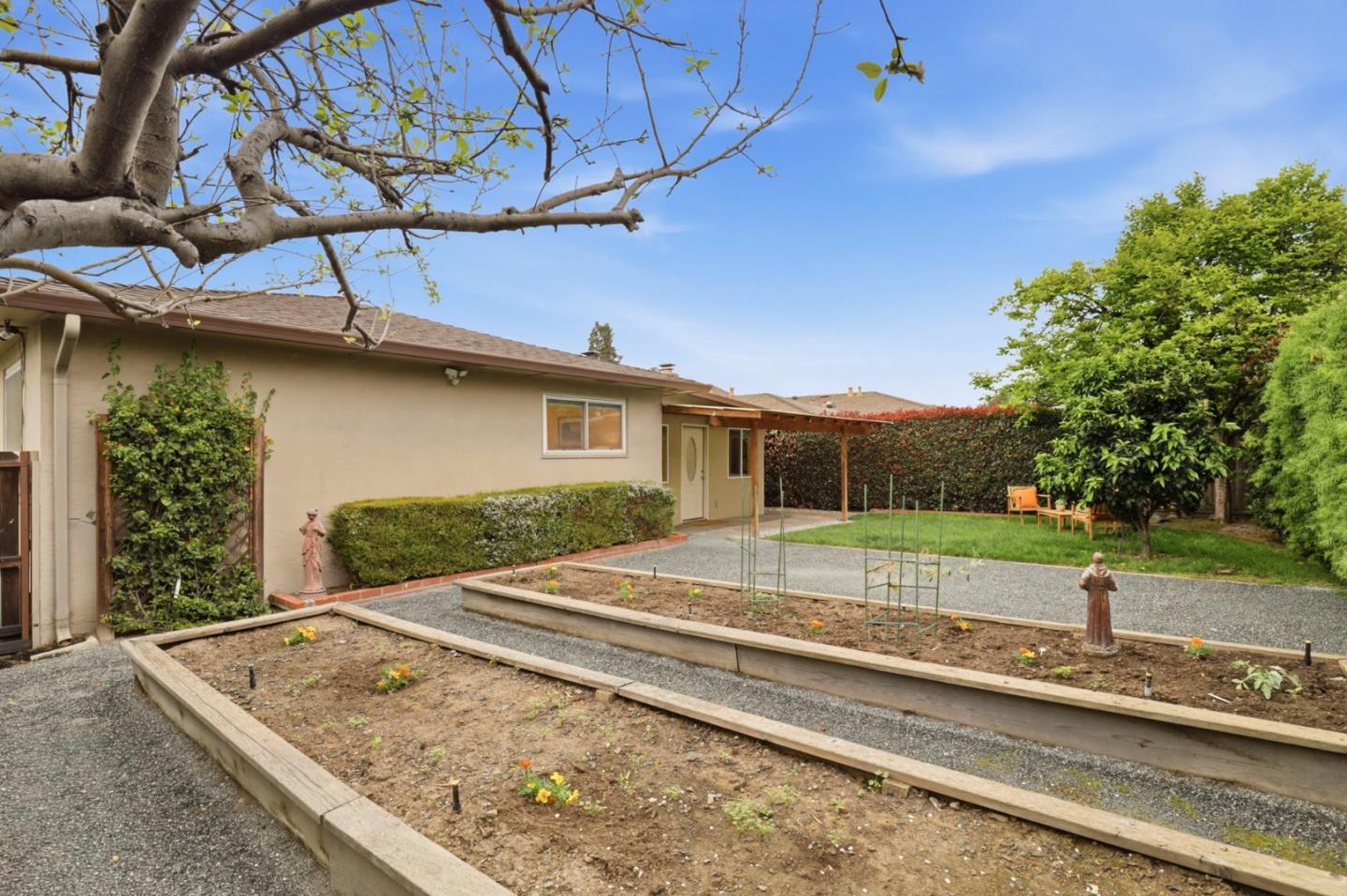 Detail Gallery Image 31 of 56 For 38333 Corrigan Ct, Fremont,  CA 94536 - 3 Beds | 2 Baths