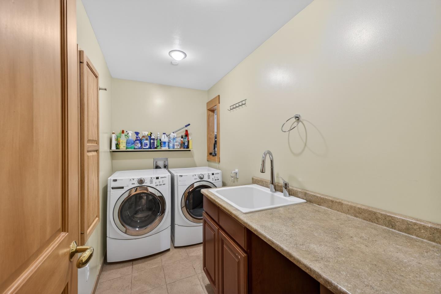 Detail Gallery Image 33 of 43 For 13370 Skyline Blvd, Woodside,  CA 94062 - 4 Beds | 4 Baths