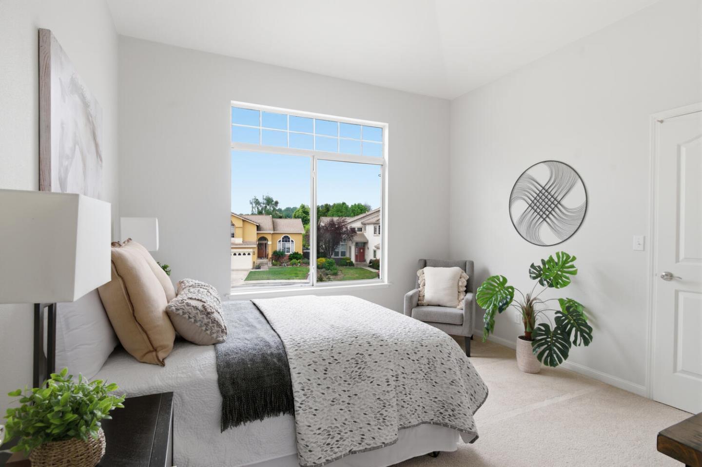 Detail Gallery Image 23 of 31 For 9358 Lone Deer Way, Gilroy,  CA 95020 - 5 Beds | 3 Baths