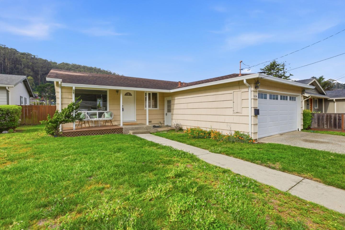 Detail Gallery Image 6 of 43 For 1024 Rio Vista Dr, Pacifica,  CA 94044 - 3 Beds | 1 Baths