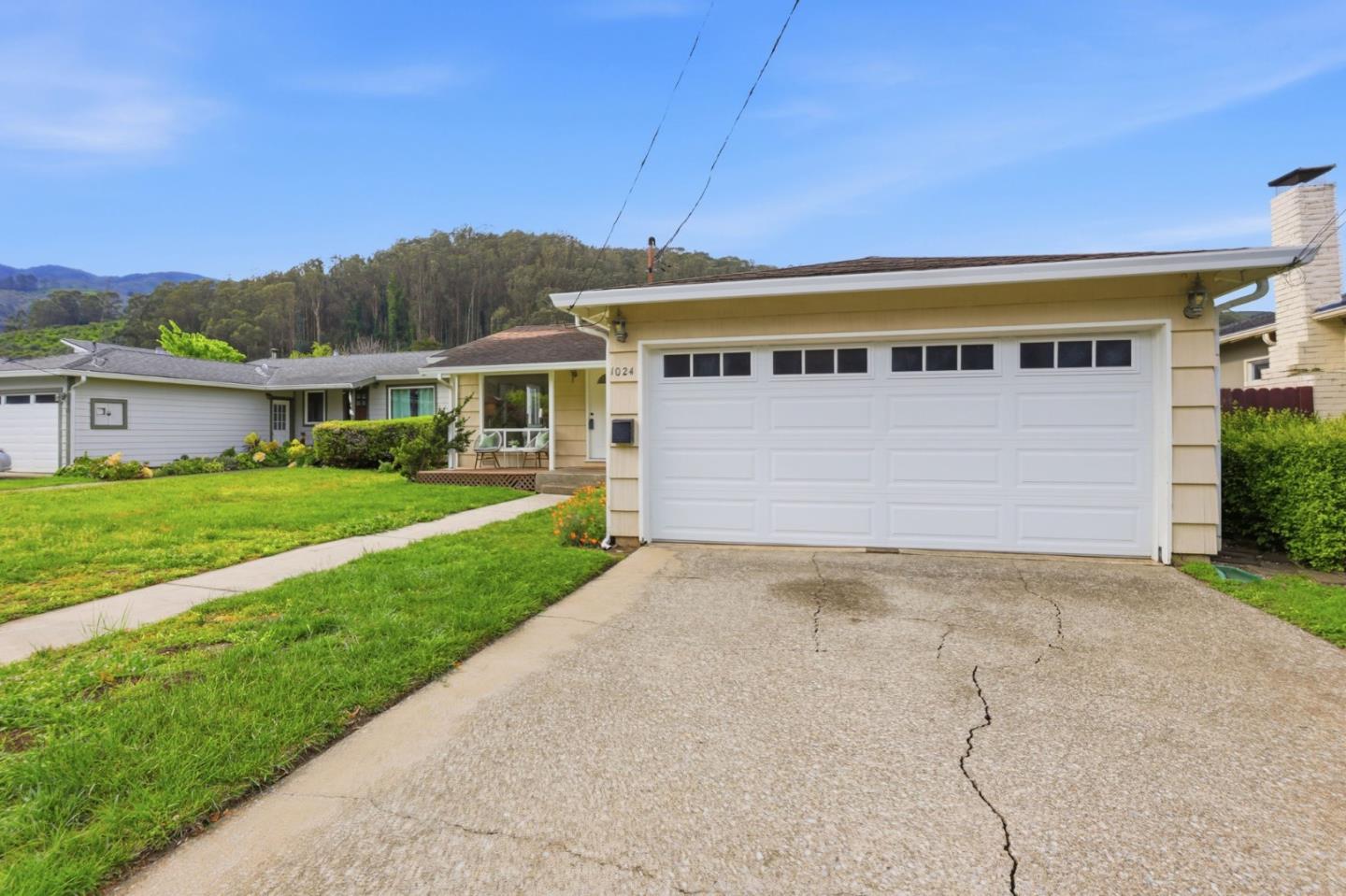 Detail Gallery Image 7 of 43 For 1024 Rio Vista Dr, Pacifica,  CA 94044 - 3 Beds | 1 Baths