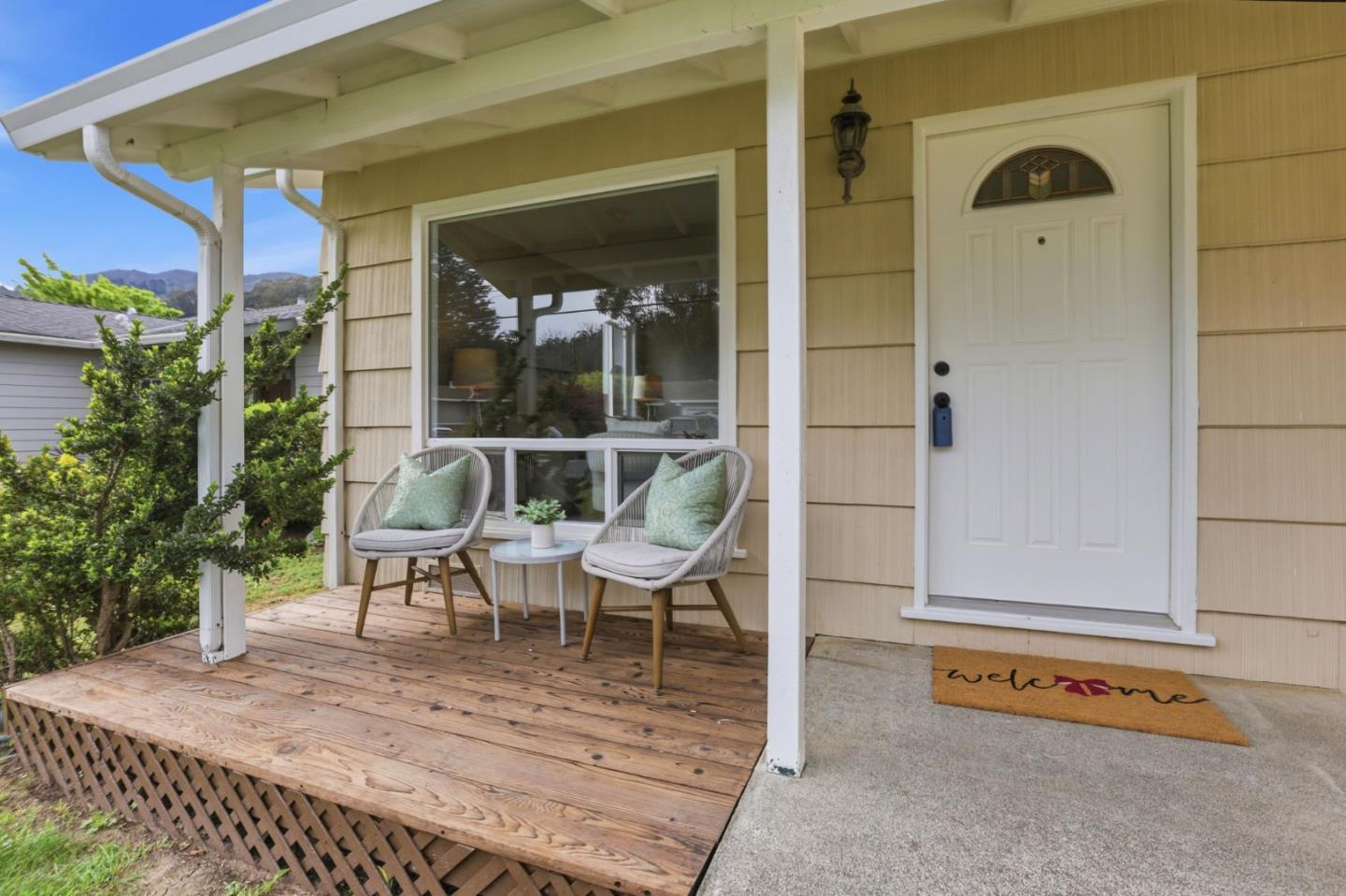 Detail Gallery Image 9 of 43 For 1024 Rio Vista Dr, Pacifica,  CA 94044 - 3 Beds | 1 Baths