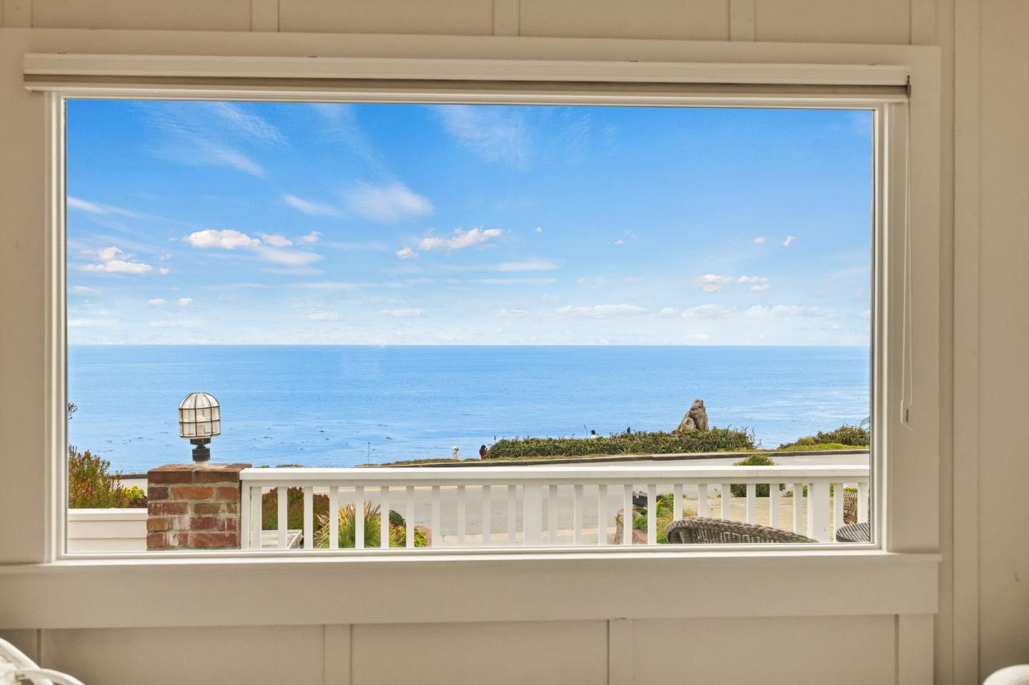 Detail Gallery Image 23 of 61 For 683 Ocean View Blvd, Pacific Grove,  CA 93950 - 3 Beds | 2 Baths
