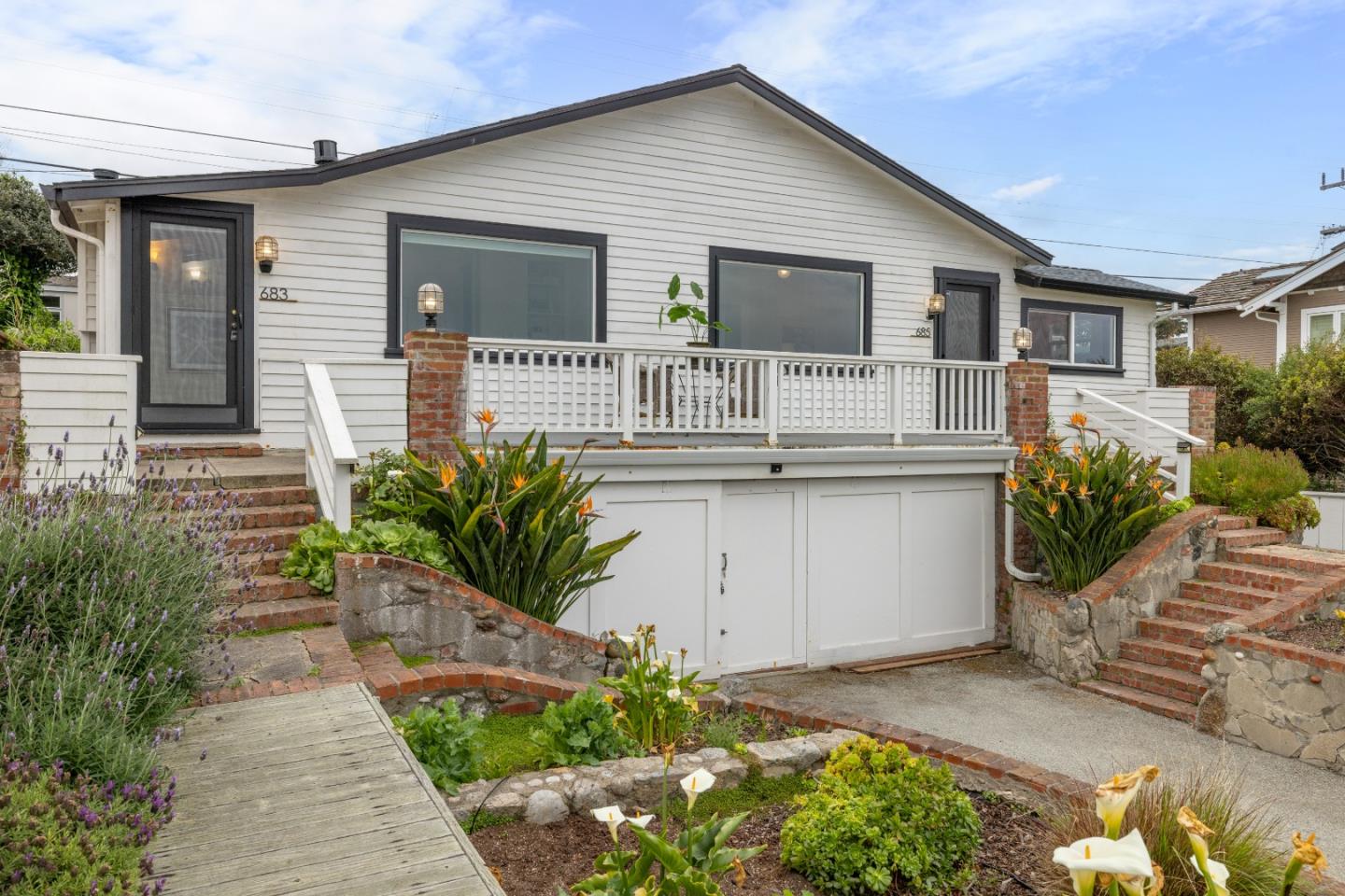 Detail Gallery Image 50 of 61 For 683 Ocean View Blvd, Pacific Grove,  CA 93950 - 3 Beds | 2 Baths
