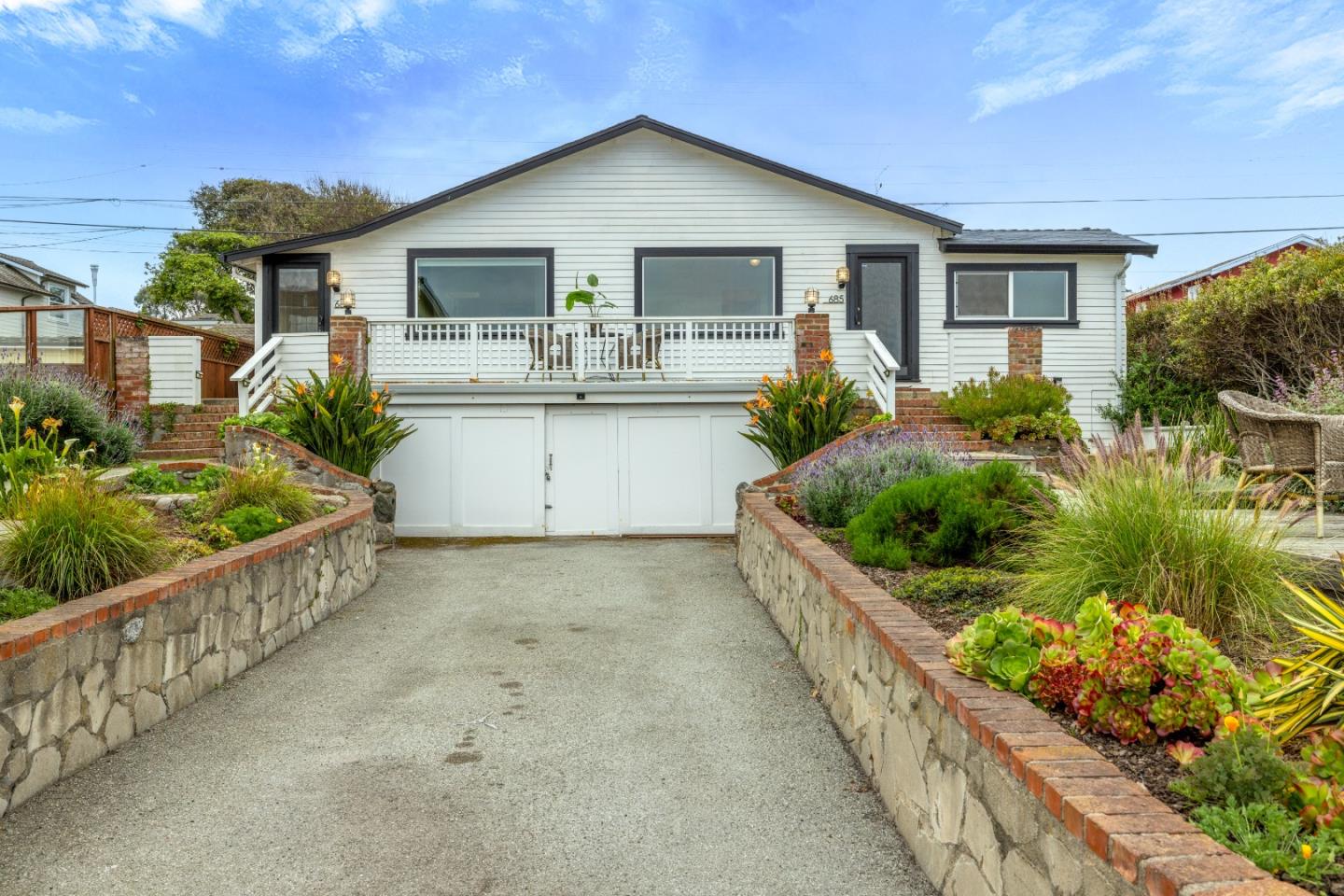 Detail Gallery Image 55 of 61 For 683 Ocean View Blvd, Pacific Grove,  CA 93950 - 3 Beds | 2 Baths