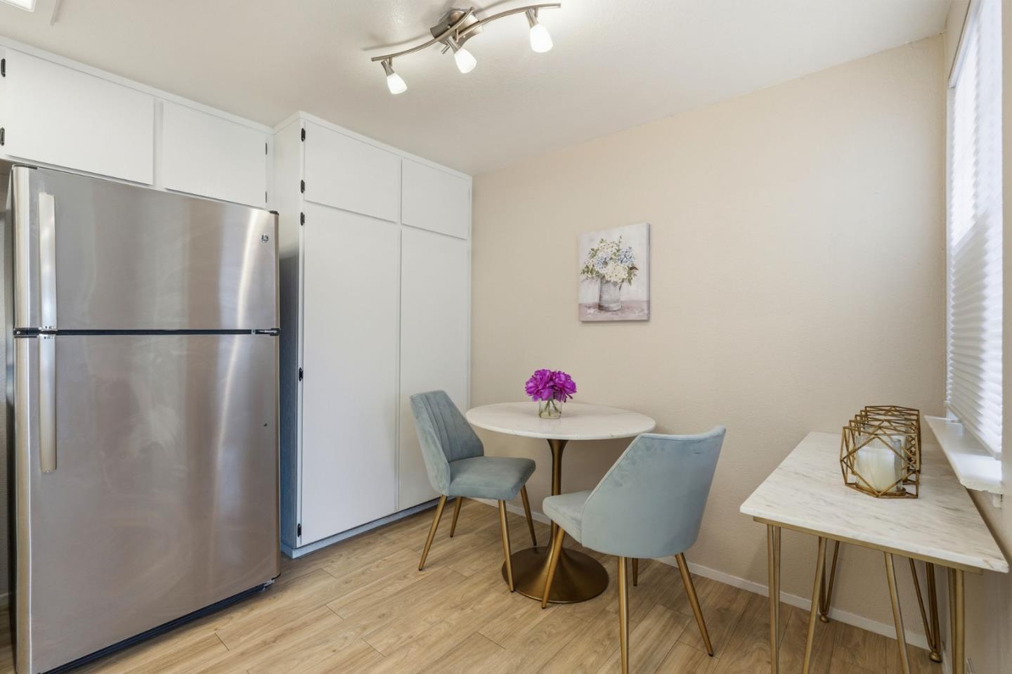 Detail Gallery Image 11 of 28 For 2427 Jubilee Ln, San Jose,  CA 95131 - 1 Beds | 1 Baths