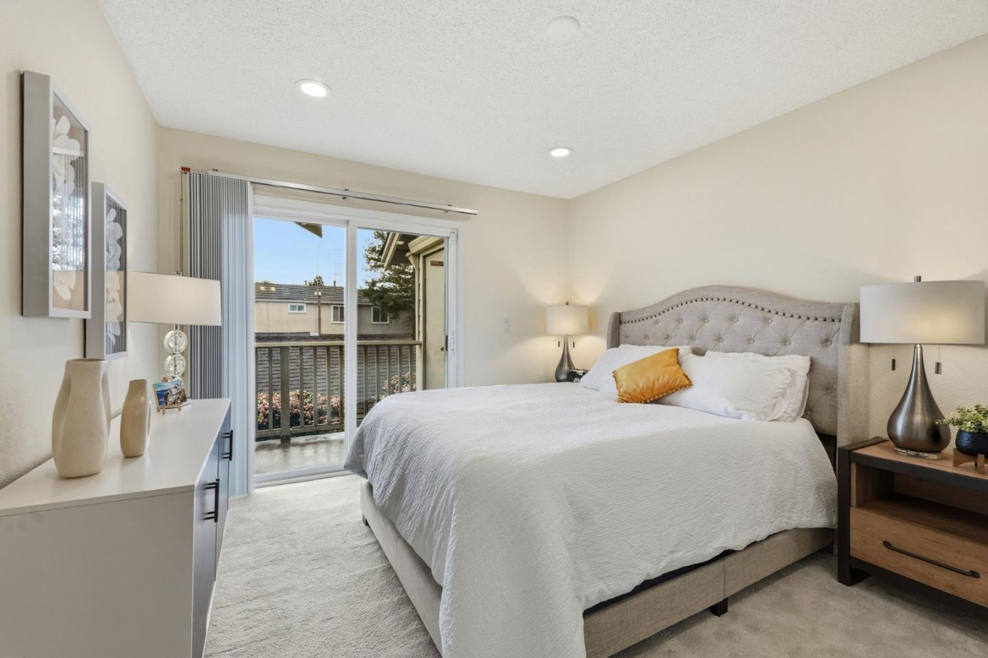 Detail Gallery Image 13 of 28 For 2427 Jubilee Ln, San Jose,  CA 95131 - 1 Beds | 1 Baths