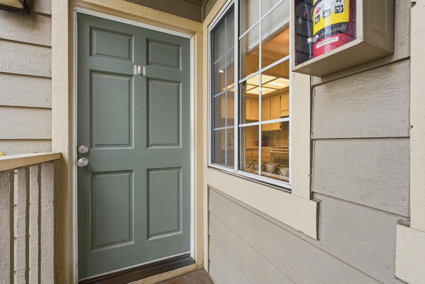 Detail Gallery Image 5 of 28 For 2427 Jubilee Ln, San Jose,  CA 95131 - 1 Beds | 1 Baths