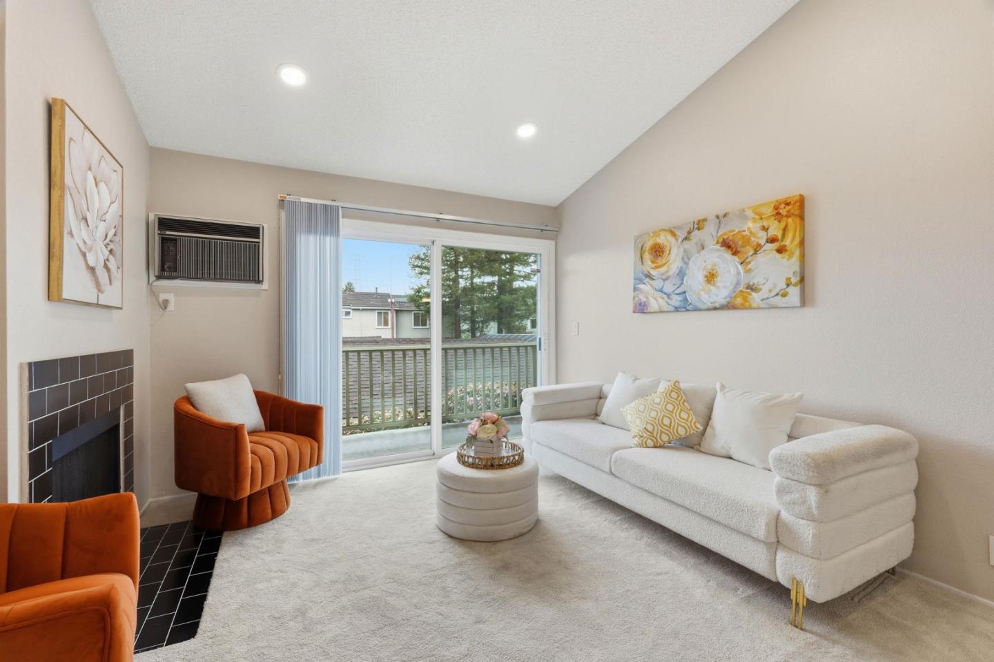 Detail Gallery Image 6 of 28 For 2427 Jubilee Ln, San Jose,  CA 95131 - 1 Beds | 1 Baths