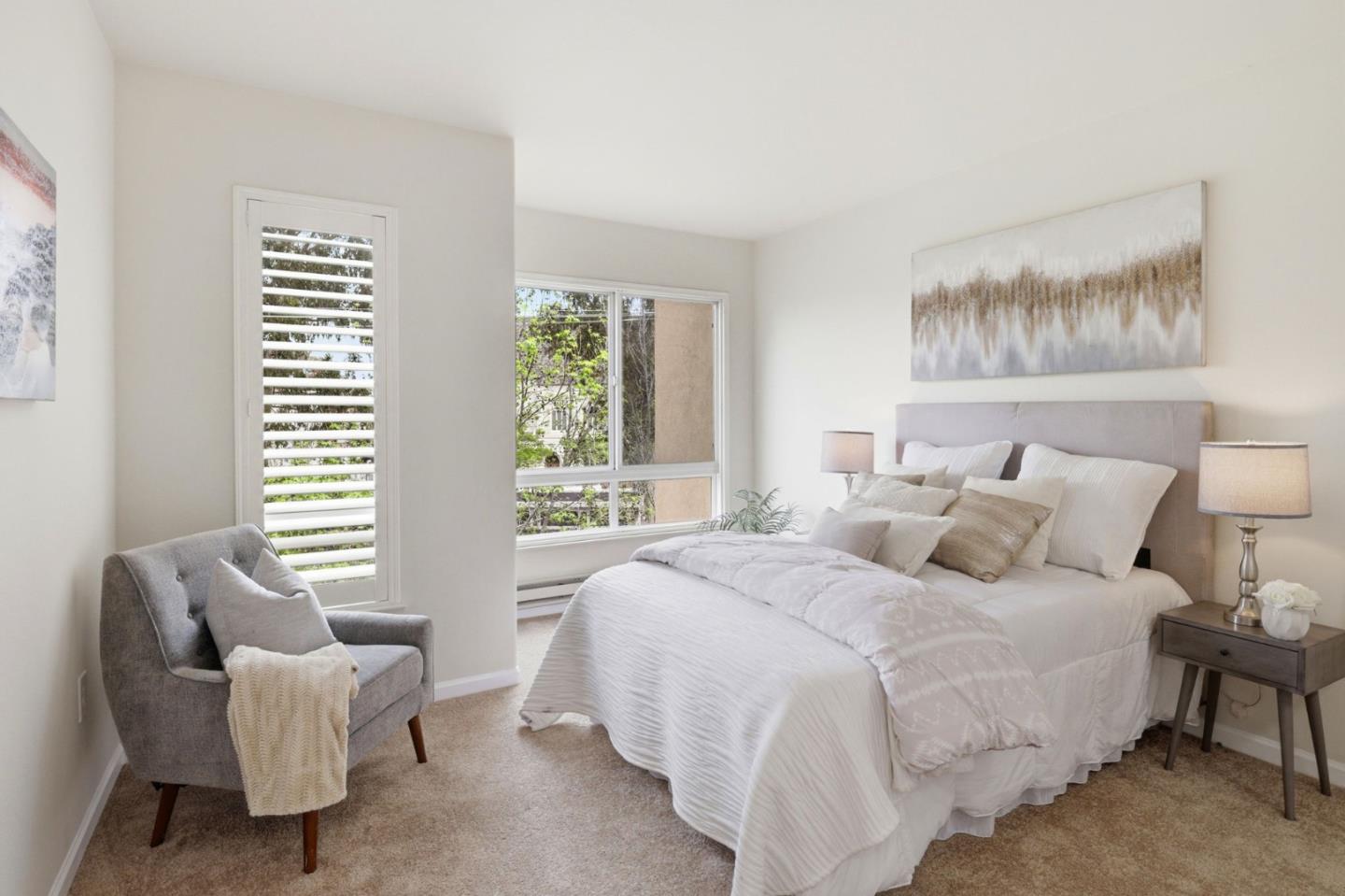 Detail Gallery Image 15 of 26 For 107 El Camino Real #302,  Burlingame,  CA 94010 - 2 Beds | 2 Baths