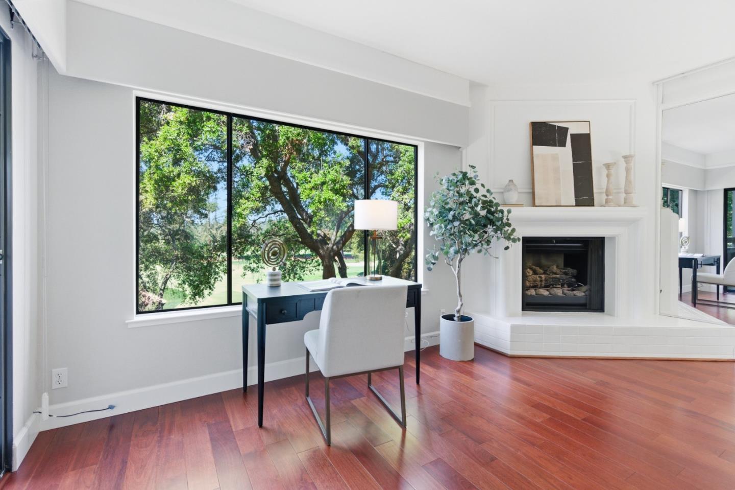 Detail Gallery Image 10 of 76 For 1280 Sharon Park Dr #27,  Menlo Park,  CA 94025 - 2 Beds | 2 Baths