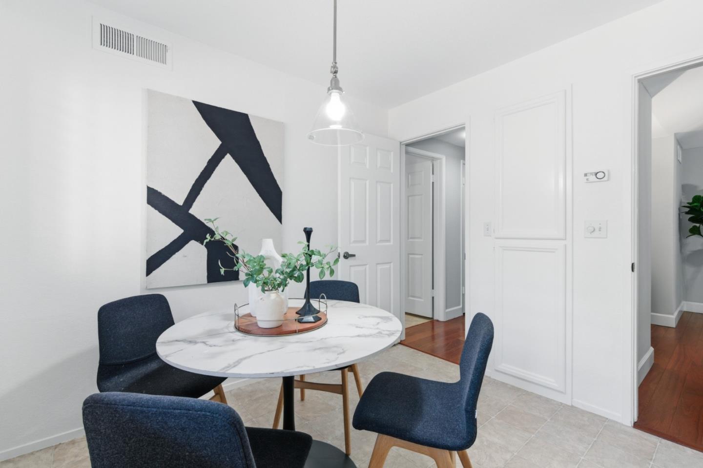 Detail Gallery Image 28 of 76 For 1280 Sharon Park Dr #27,  Menlo Park,  CA 94025 - 2 Beds | 2 Baths