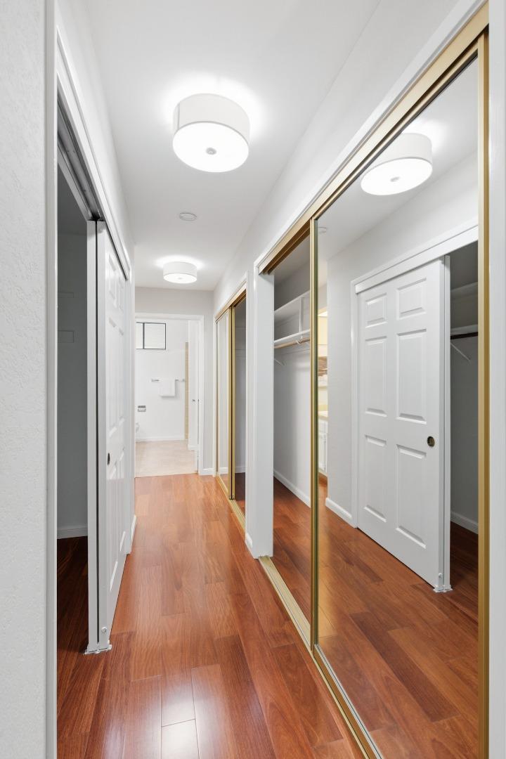 Detail Gallery Image 39 of 76 For 1280 Sharon Park Dr #27,  Menlo Park,  CA 94025 - 2 Beds | 2 Baths