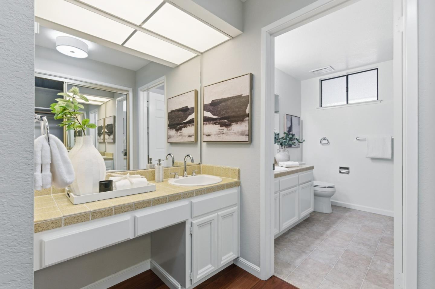 Detail Gallery Image 40 of 76 For 1280 Sharon Park Dr #27,  Menlo Park,  CA 94025 - 2 Beds | 2 Baths