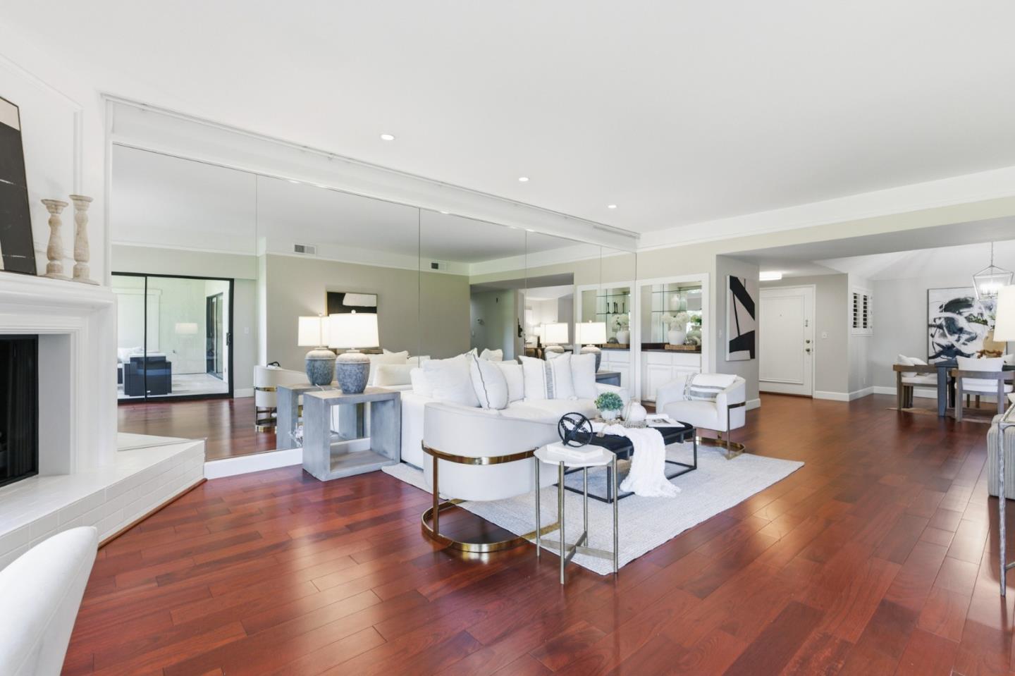 Detail Gallery Image 6 of 76 For 1280 Sharon Park Dr #27,  Menlo Park,  CA 94025 - 2 Beds | 2 Baths