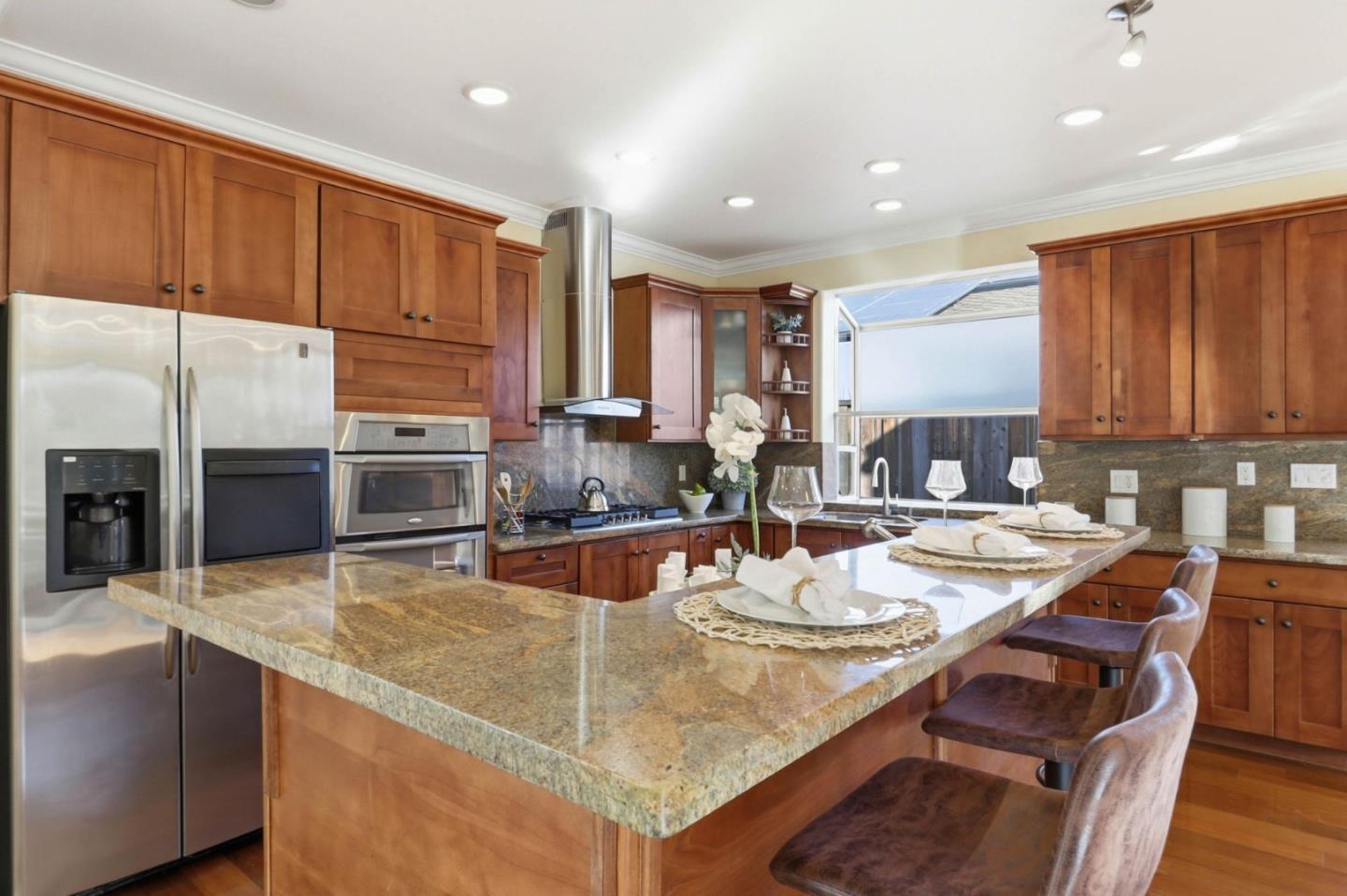 Detail Gallery Image 15 of 49 For 1352 S Stelling Rd, Cupertino,  CA 95014 - 4 Beds | 3/1 Baths