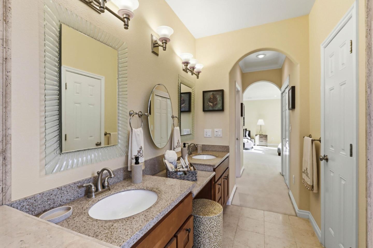 Detail Gallery Image 27 of 49 For 1352 S Stelling Rd, Cupertino,  CA 95014 - 4 Beds | 3/1 Baths