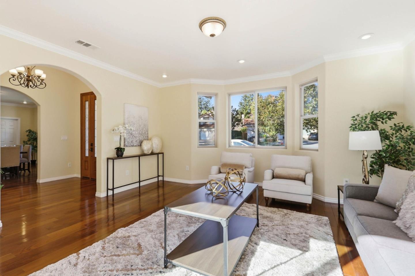 Detail Gallery Image 9 of 49 For 1352 S Stelling Rd, Cupertino,  CA 95014 - 4 Beds | 3/1 Baths