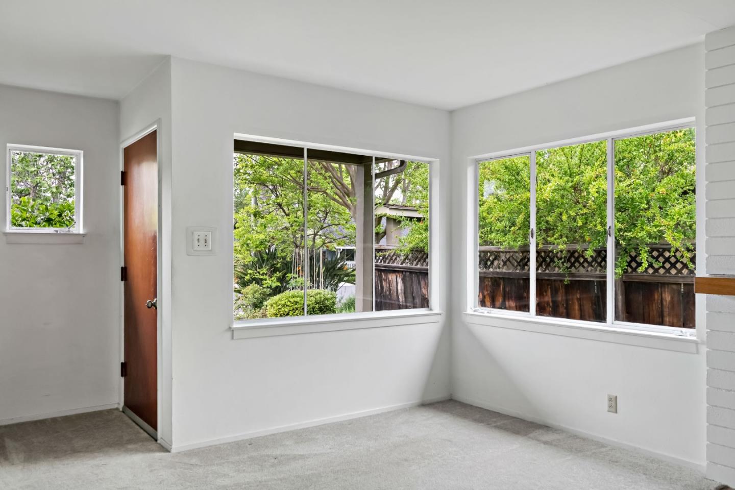 Detail Gallery Image 15 of 28 For 744 Mayview, Palo Alto,  CA 94303 - 3 Beds | 1 Baths