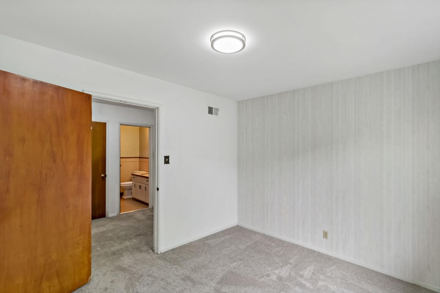 Detail Gallery Image 23 of 28 For 744 Mayview, Palo Alto,  CA 94303 - 3 Beds | 1 Baths