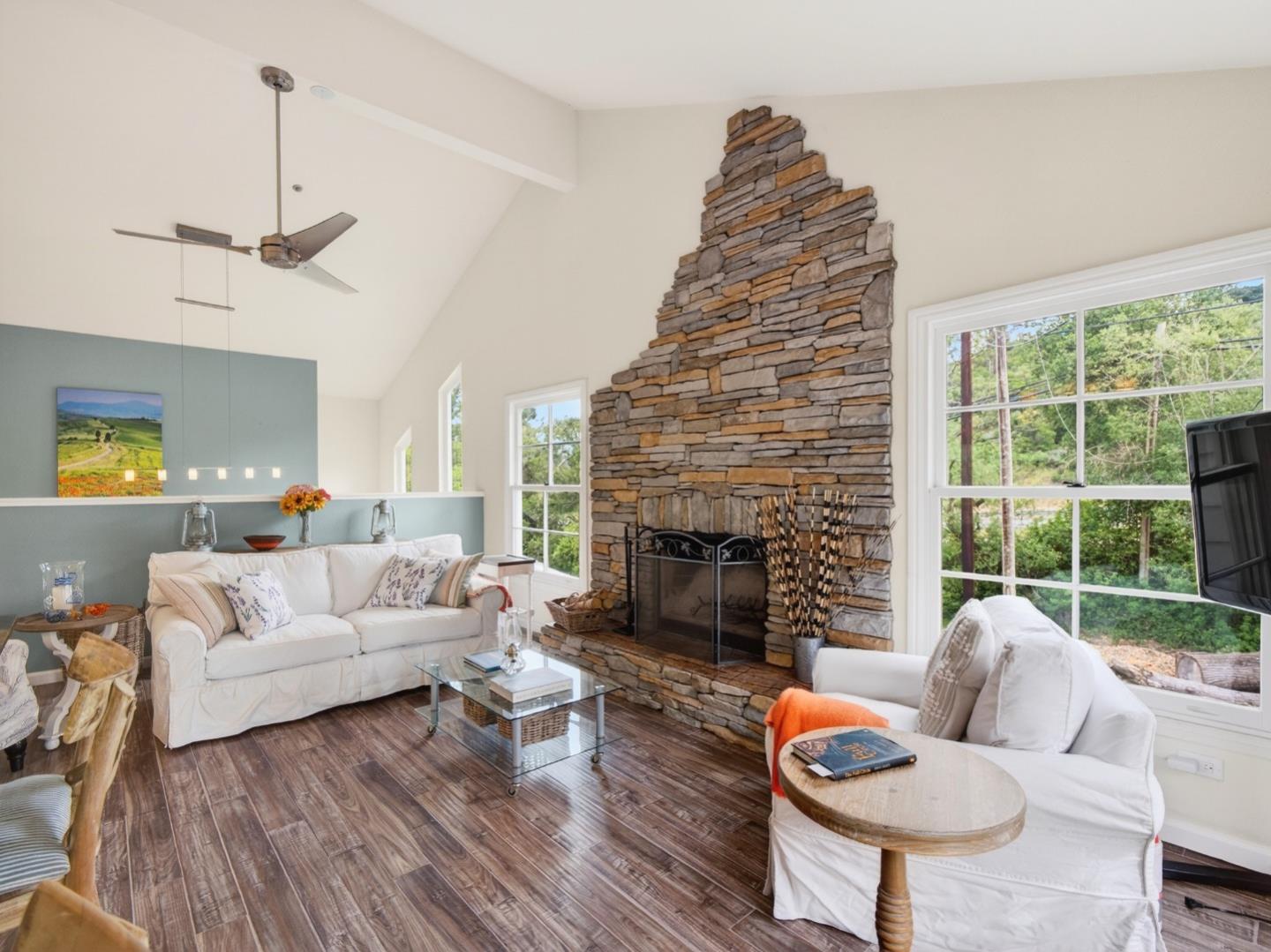 Detail Gallery Image 10 of 57 For 888 Bonita Dr, Aptos,  CA 95003 - 3 Beds | 2 Baths