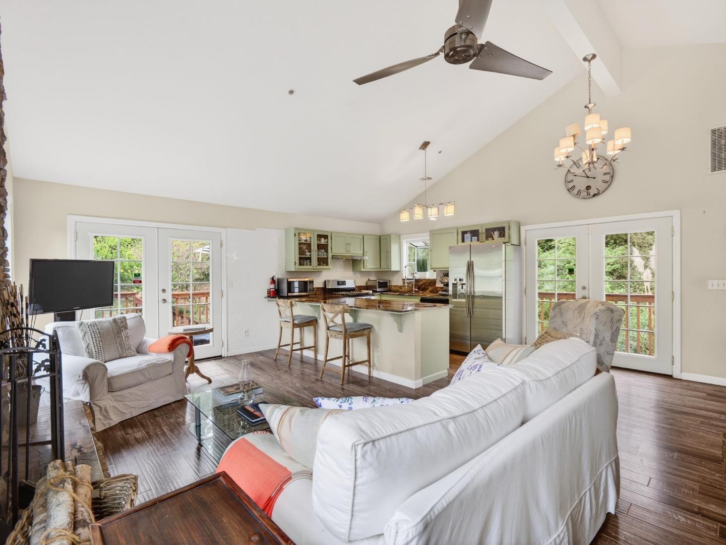 Detail Gallery Image 14 of 57 For 888 Bonita Dr, Aptos,  CA 95003 - 3 Beds | 2 Baths