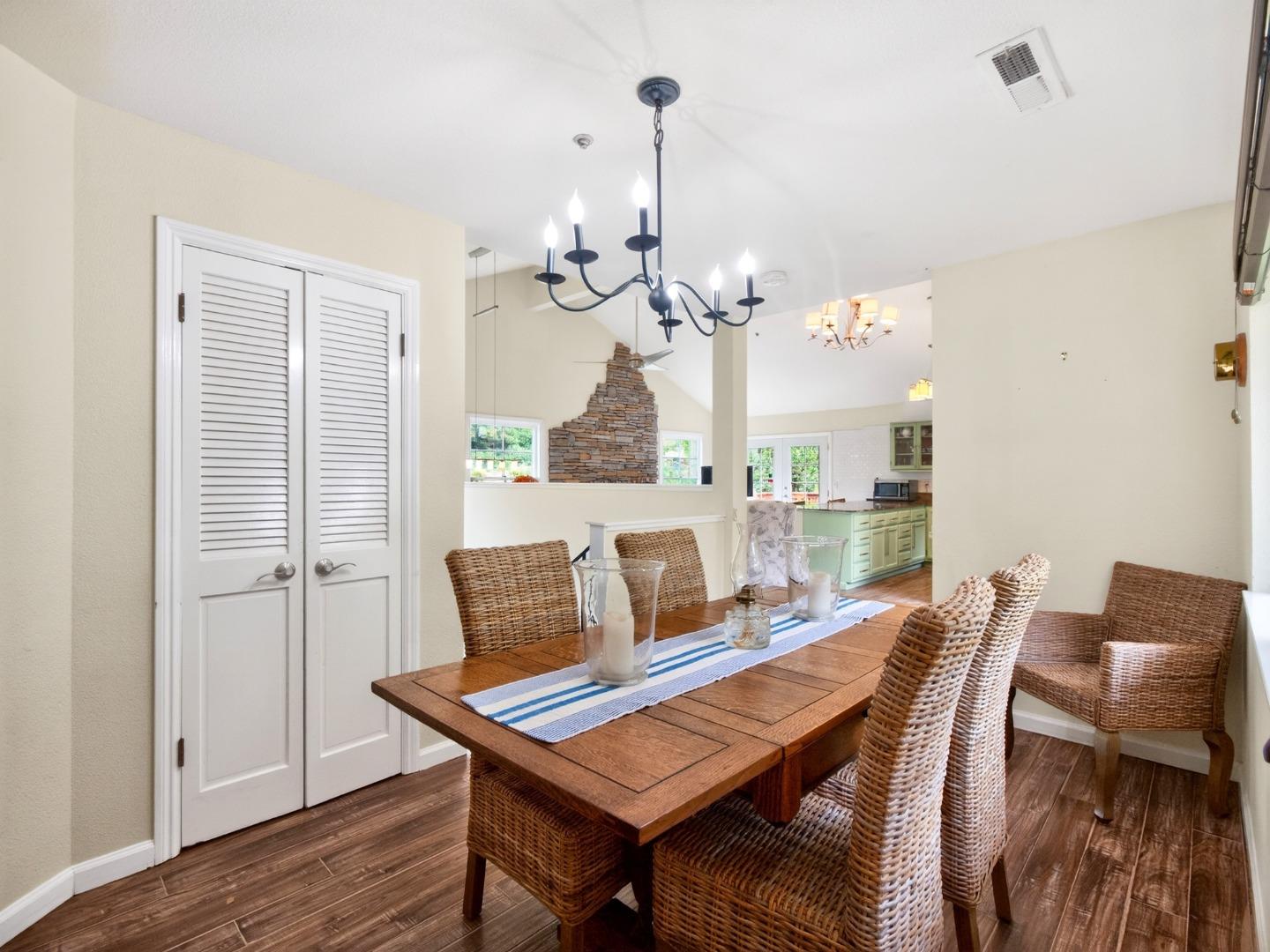 Detail Gallery Image 19 of 57 For 888 Bonita Dr, Aptos,  CA 95003 - 3 Beds | 2 Baths